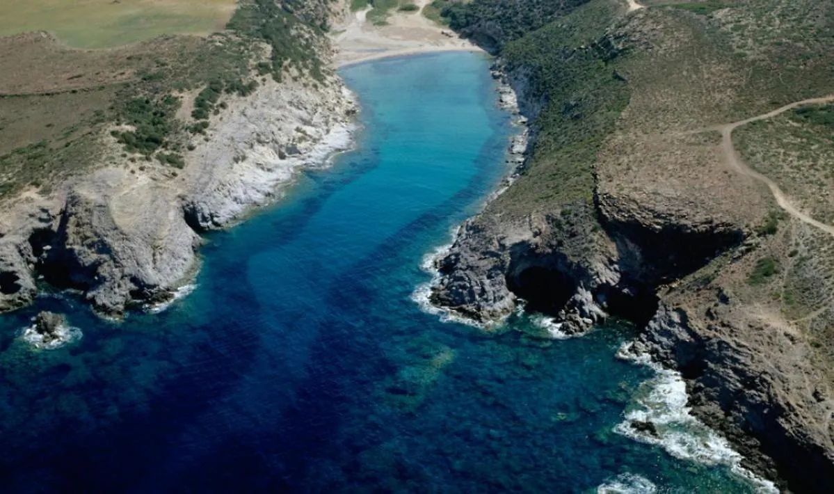 Cià Evelina Vila SantʼAntìoco Casa de Férias